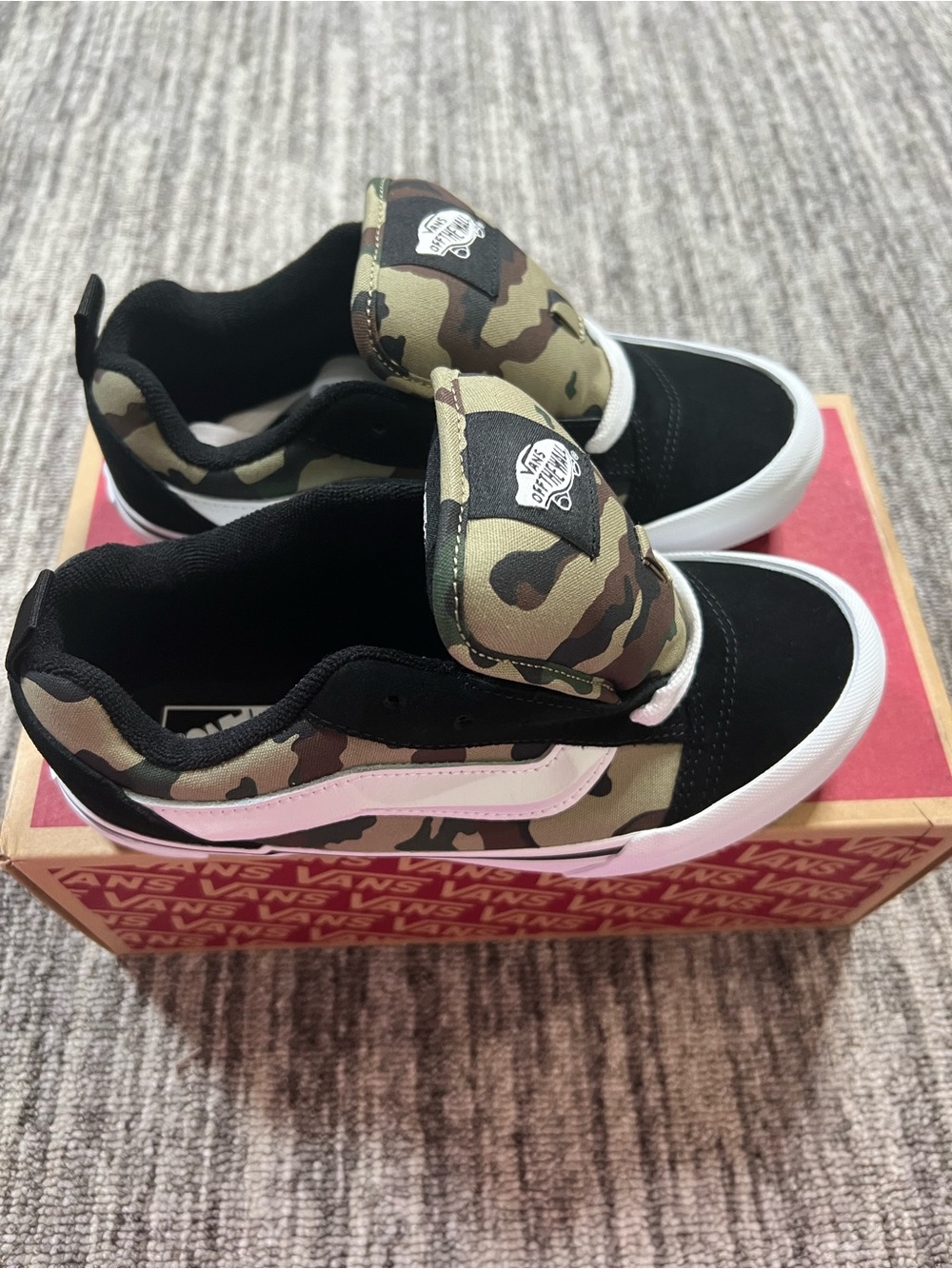 Vans Knu Skool Skate Shoe - Black / Camo Size 5 Junior’s - Picture 5 of 14
